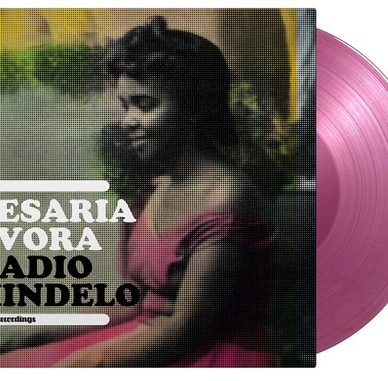 Cesária Évora Image 2